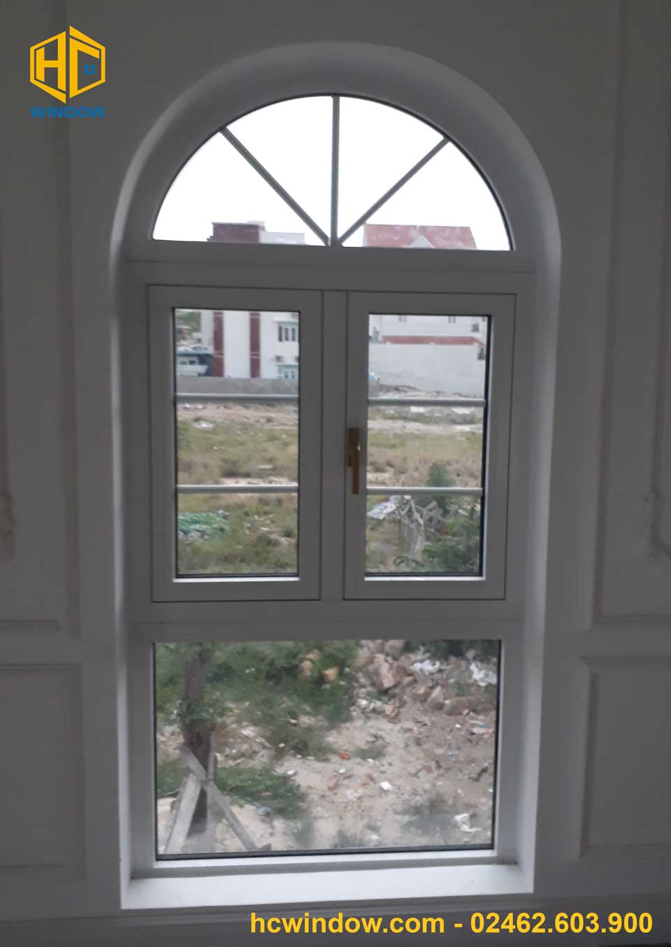 cửa sổ mở quay 2 cánh nhôm xingfa đẹp