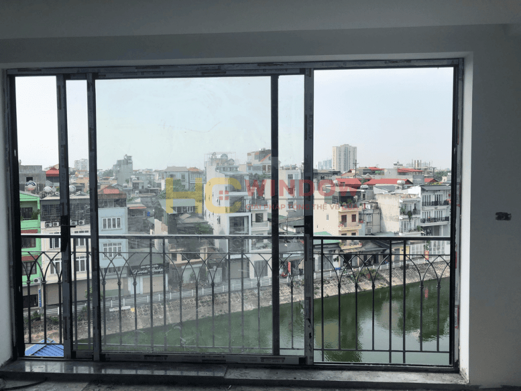 cửa nhôm xingfa nhà phố