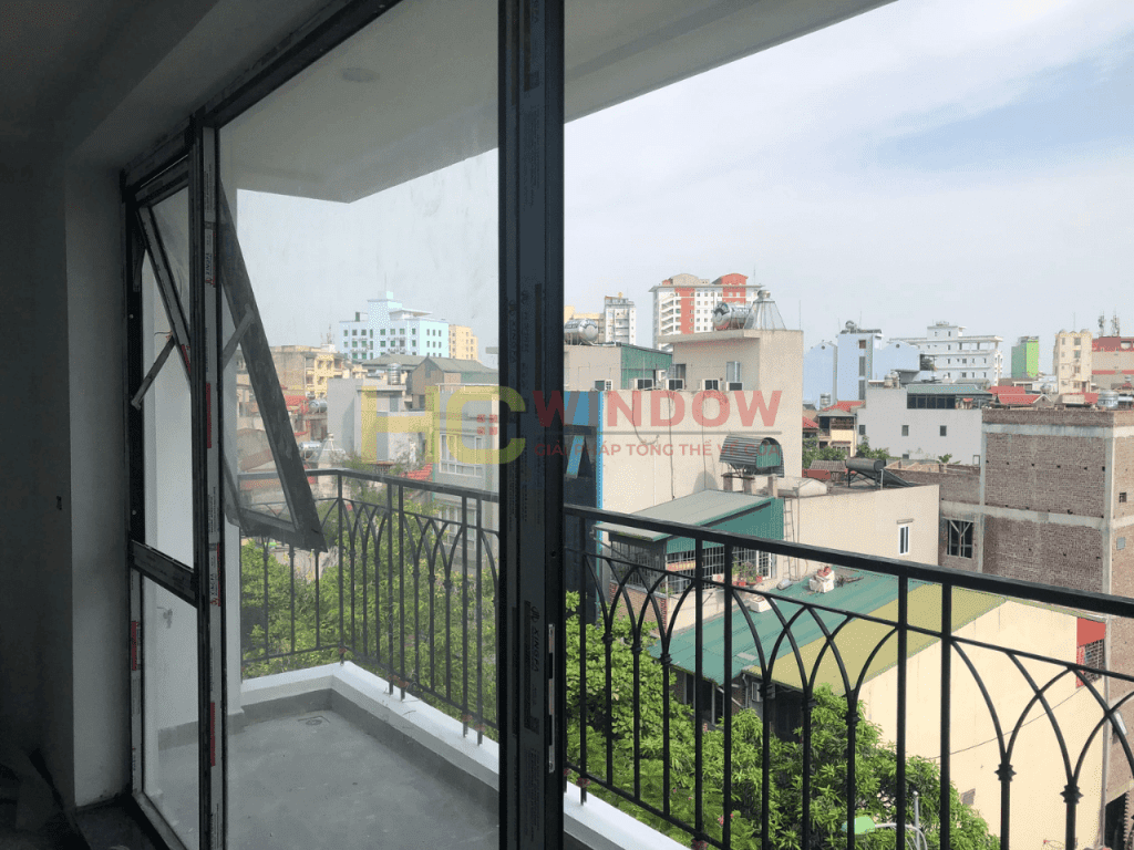 cửa nhôm xingfa nhà phố