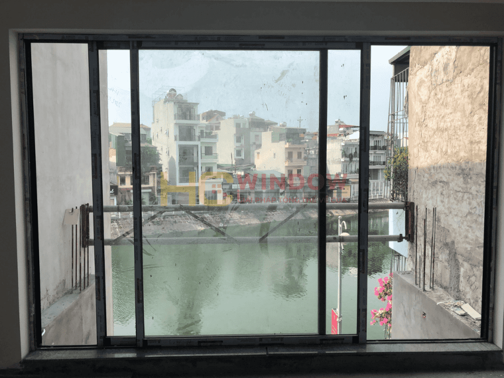 cửa nhôm xingfa nhà phố