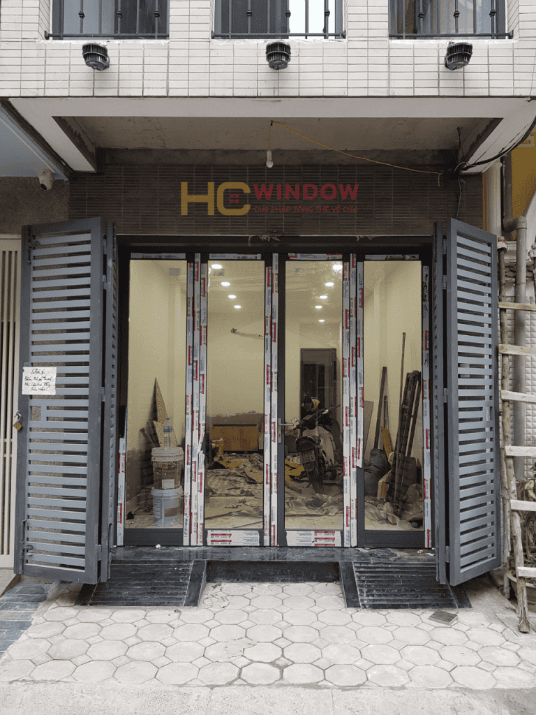 cửa nhôm xingfa nhà phố kính hộp