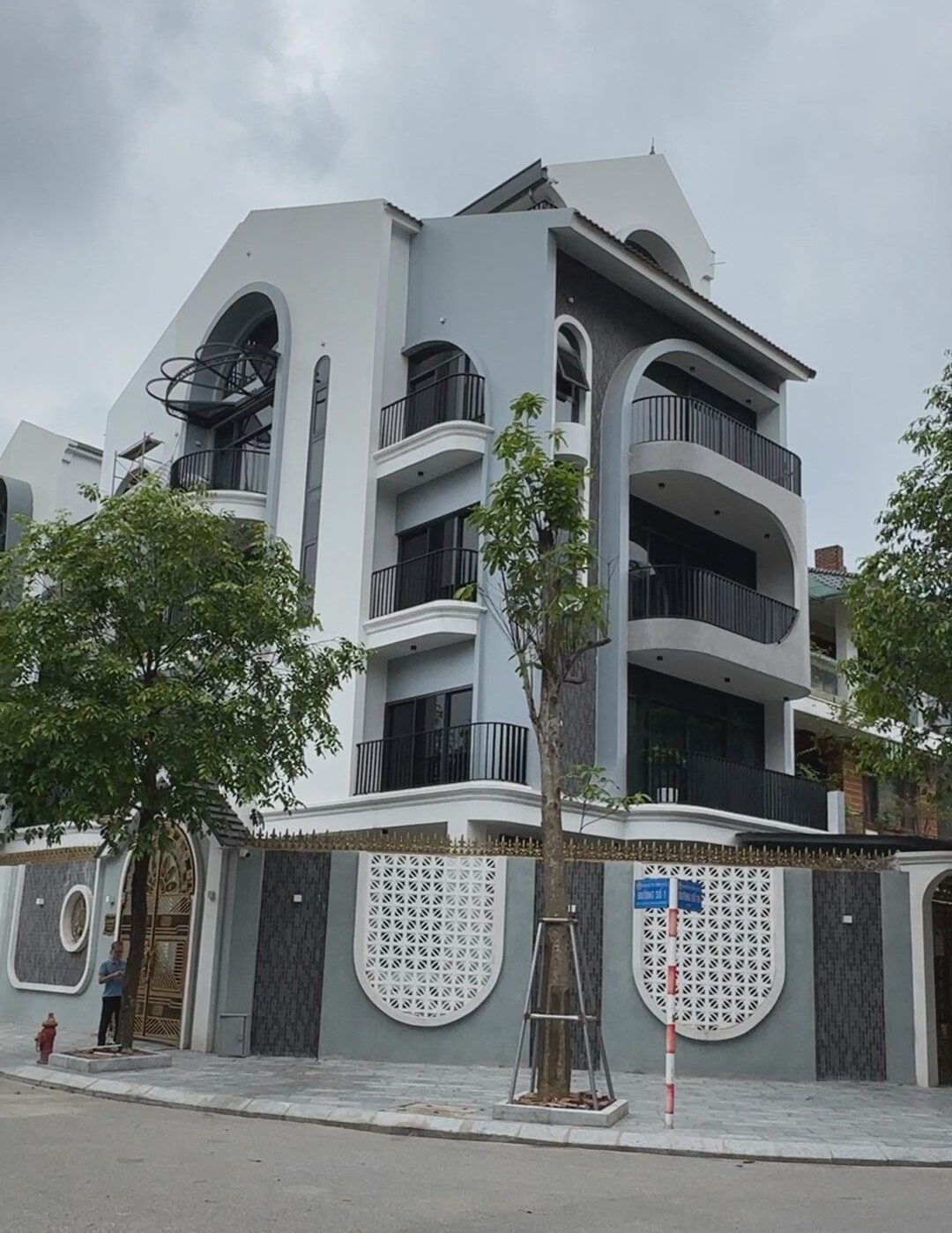 Biệt thự Tân Triều Hà Nội - HC Window